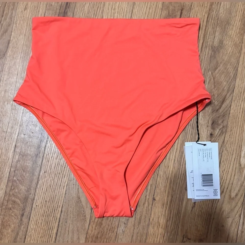 BONDI BORN nwt bondi